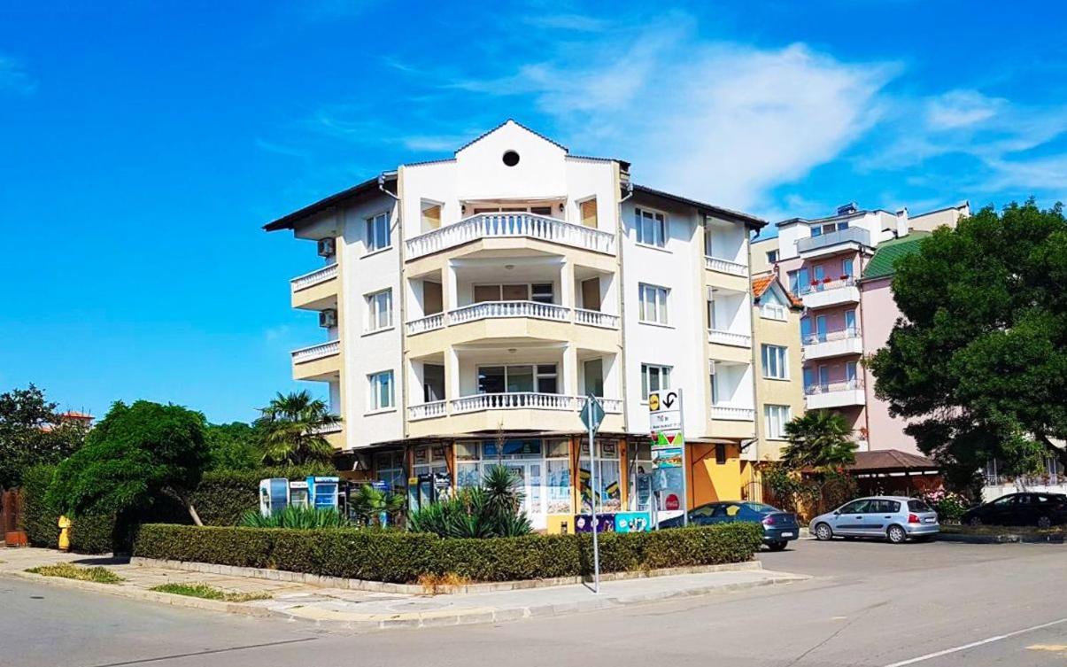 Kirovi House - Guest Rooms Царево Екстер'єр фото
