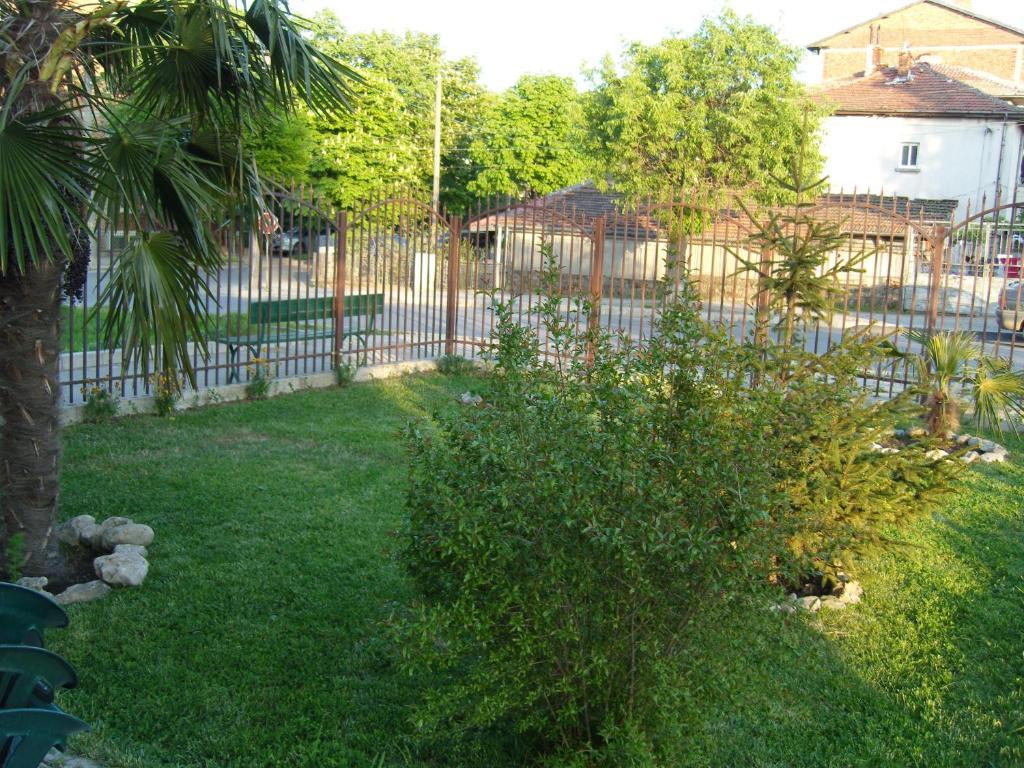 Kirovi House - Guest Rooms Царево Екстер'єр фото